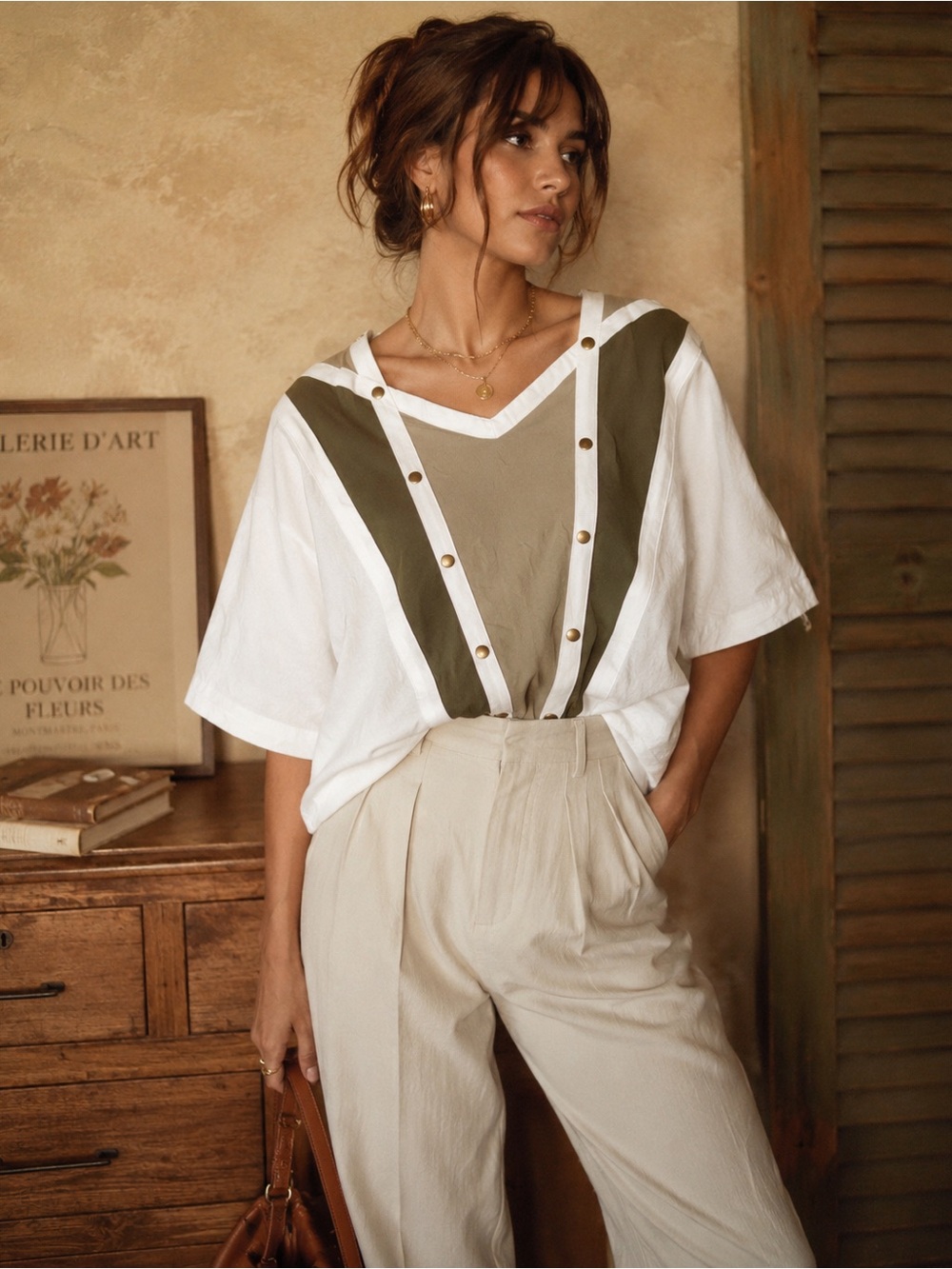 Vintage Regal Two-Tone Cropped Top in White and Olive